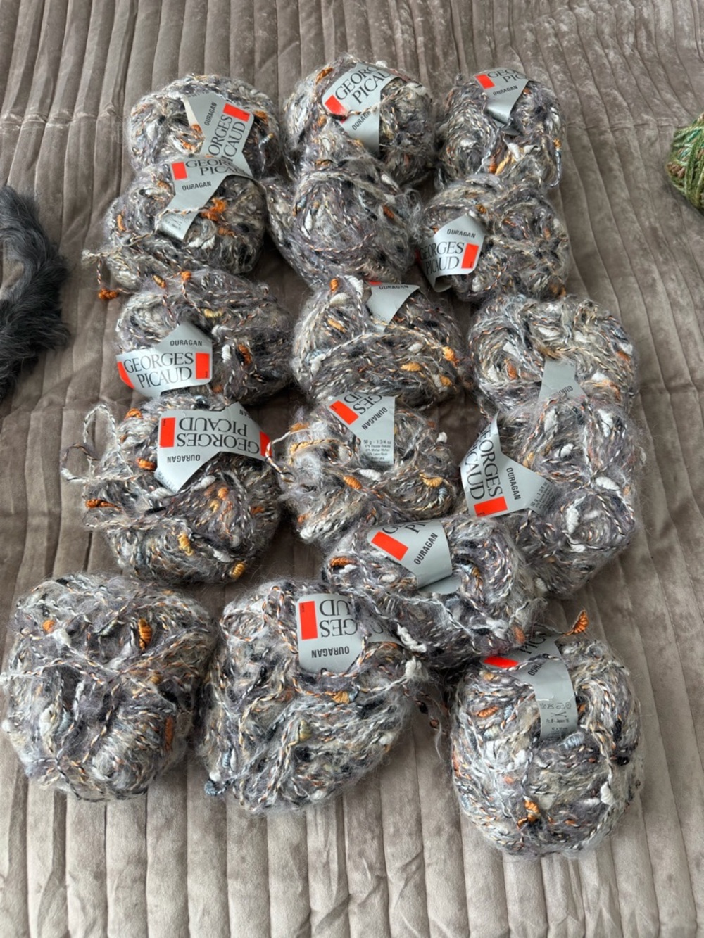 Oura Georges Picaud Multicolor Tweed Yarn - Gray with Orange Accents